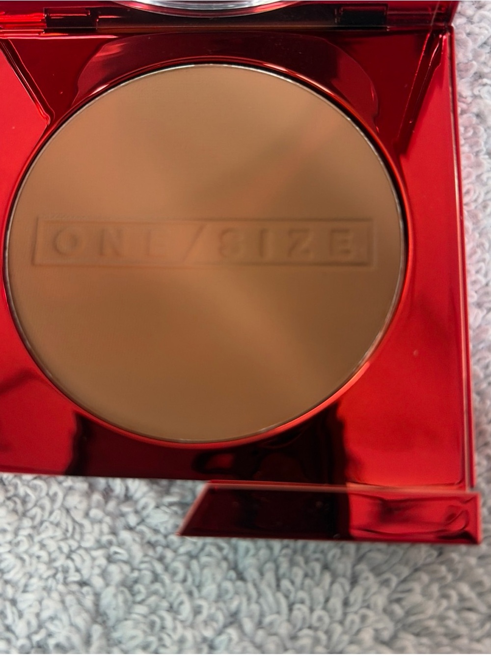 ONE/SIZE Turn up the base versatile foundation Deep 4 (NR) BNIB! Stk#EC0108